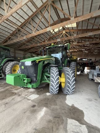 Image of John Deere 8R 310 equipment image 2