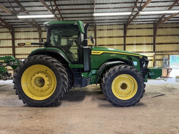 Image of John Deere 8R 310 equipment image 1