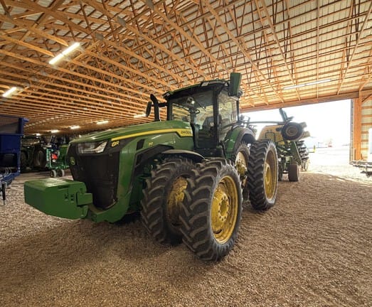 2022 John Deere 8R 310 Equipment Image0