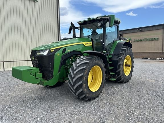 2022 John Deere 8R 310 Equipment Image0