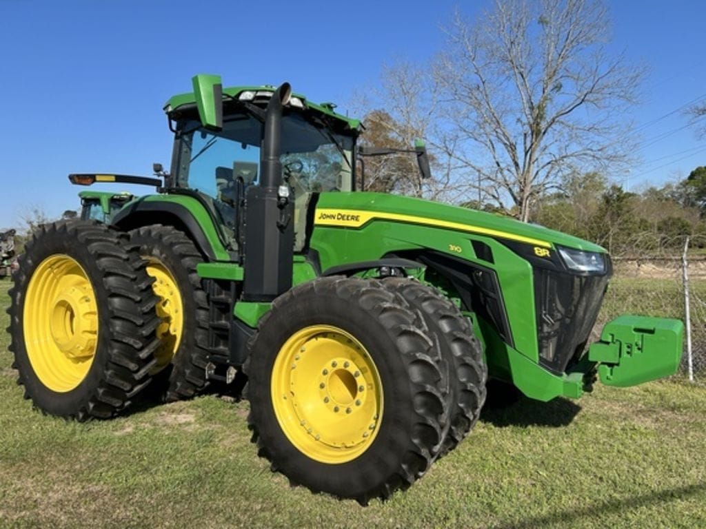 2022 John Deere 8R 310 Equipment Image0