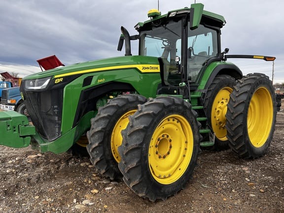 2022 John Deere 8R 340 Equipment Image0