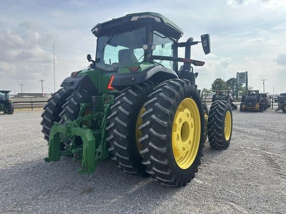 Image of John Deere 8R 340 equipment image 4