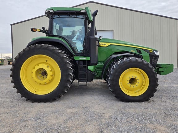 2022 John Deere 8R 340 Equipment Image0