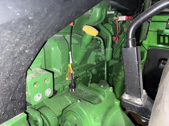 Image of John Deere 8R 340 equipment image 1