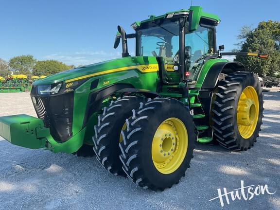 Image of John Deere 8R 340 equipment image 2