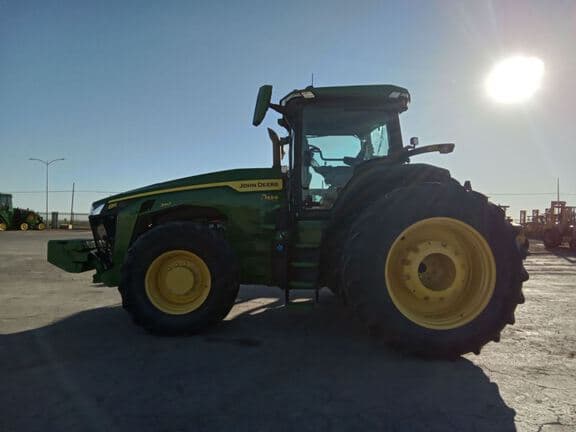 Image of John Deere 8R 340 equipment image 1