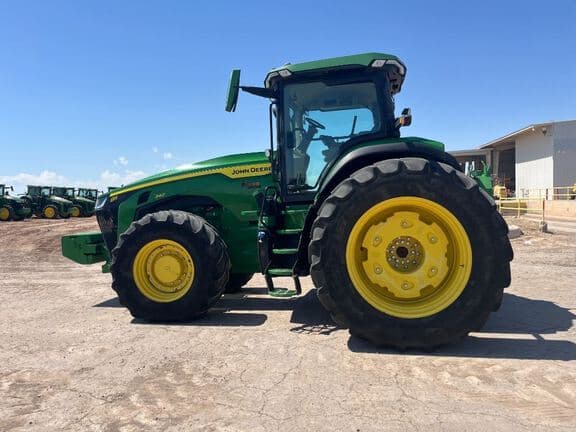 Image of John Deere 8R 340 equipment image 1