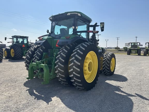 Image of John Deere 8R 340 equipment image 4