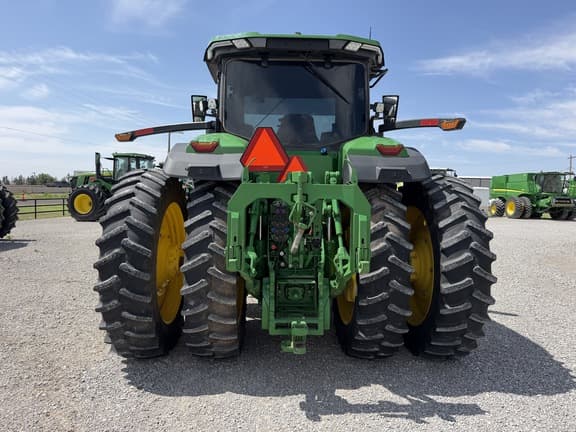 Image of John Deere 8R 340 equipment image 3
