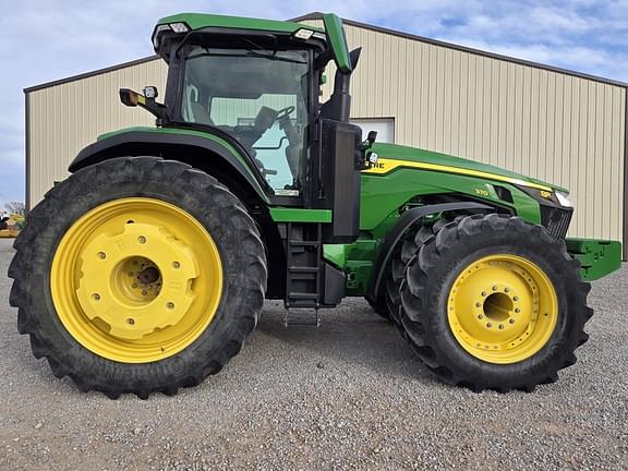 Image of John Deere 8R 370 Primary image