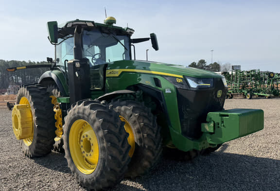 Image of John Deere 8R 370 equipment image 2