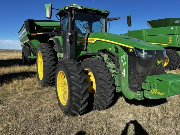 Image of John Deere 8R 370 equipment image 1