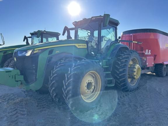 Image of John Deere 8R 370 Primary image