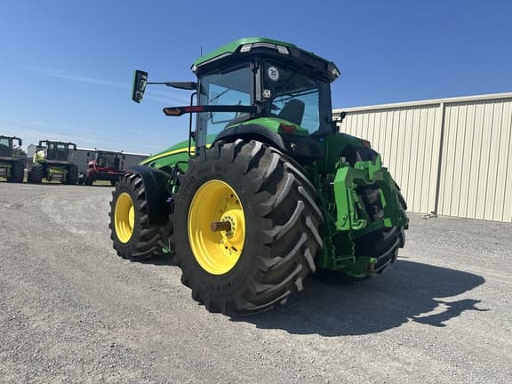 Image of John Deere 8R 370 equipment image 2