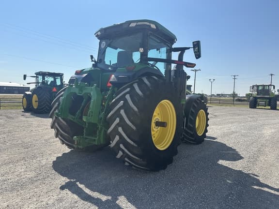Image of John Deere 8R 370 equipment image 4