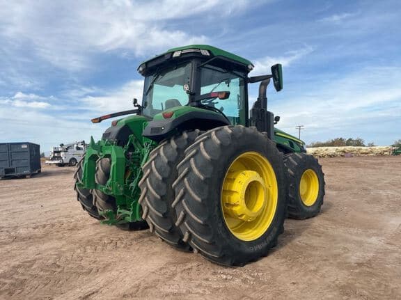 Image of John Deere 8R 370 equipment image 4