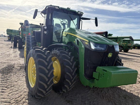 2022 John Deere 8R 410 Equipment Image0