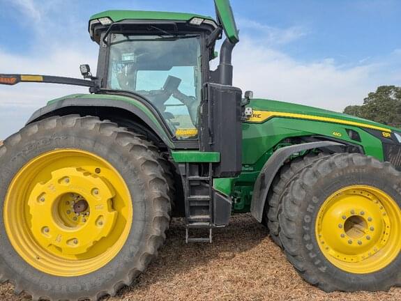 Image of John Deere 8R 410 equipment image 4