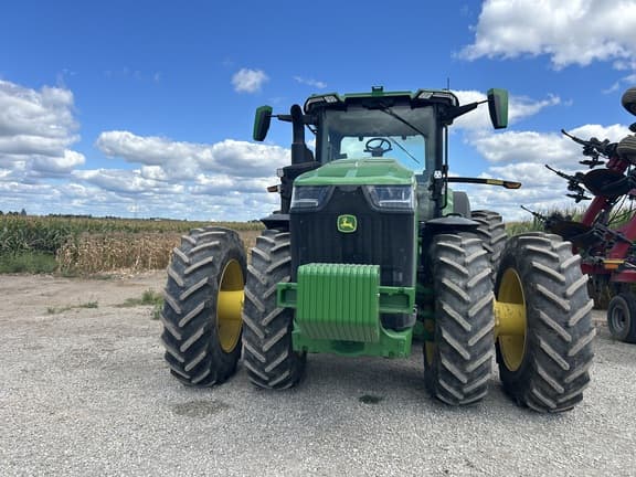 Image of John Deere 8R 410 equipment image 2