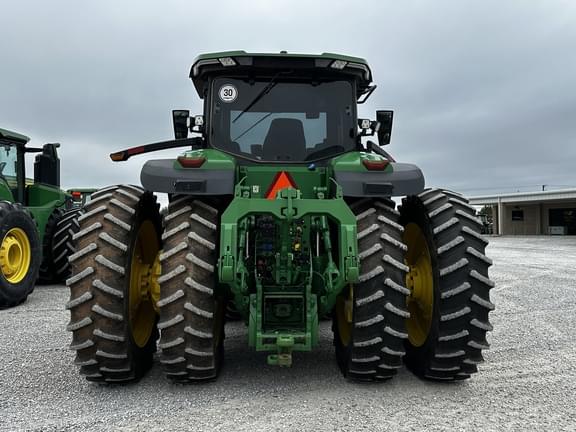 Image of John Deere 8R 410 equipment image 4