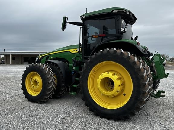 Image of John Deere 8R 410 equipment image 3