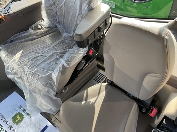 Image of John Deere 9470R equipment image 4