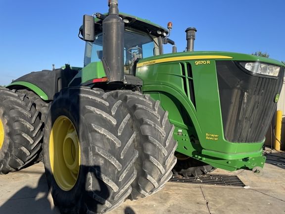 2022 John Deere 9570R Equipment Image0