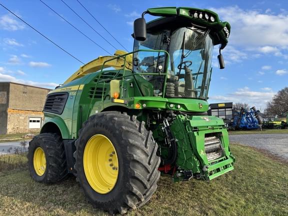 Image of John Deere 9700 Primary image