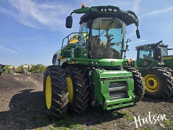 2022 John Deere 9800 Equipment Image0