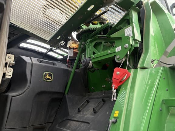 Image of John Deere 9800 equipment image 4