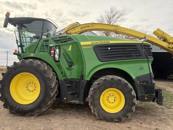 2022 John Deere 9800 Equipment Image0