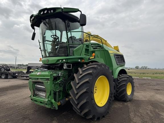 Image of John Deere 9900 Primary image