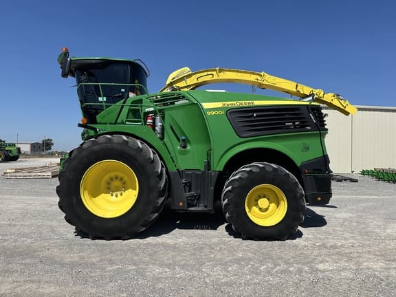Image of John Deere 9900 equipment image 1