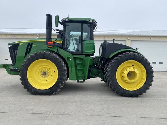 Image of John Deere 9R 440 equipment image 2