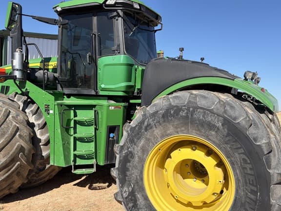 Image of John Deere 9R 490 equipment image 1