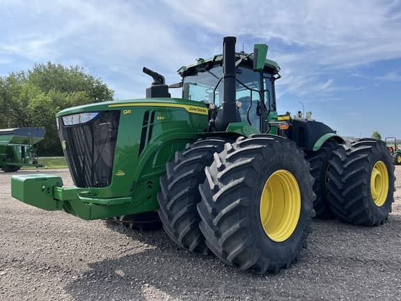 Image of John Deere 9R 540 equipment image 2