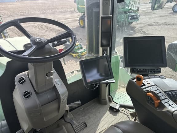 Image of John Deere 9R 540 equipment image 2