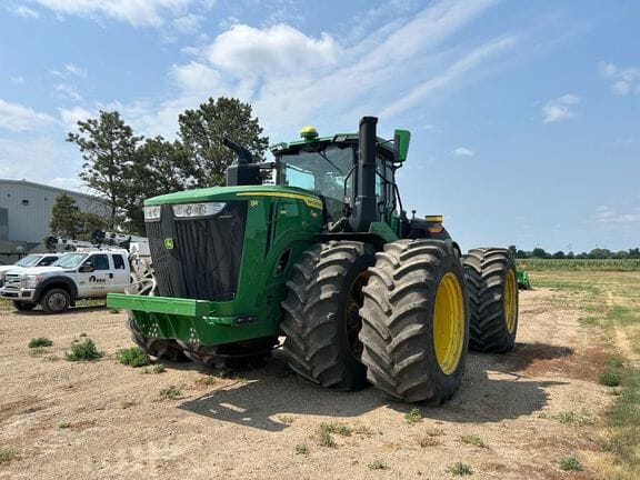 2022 John Deere 9R 590 Equipment Image0