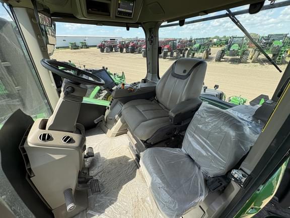 Image of John Deere 9RX 640 equipment image 4