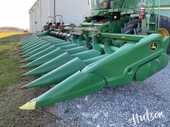 Image of John Deere C12F equipment image 1