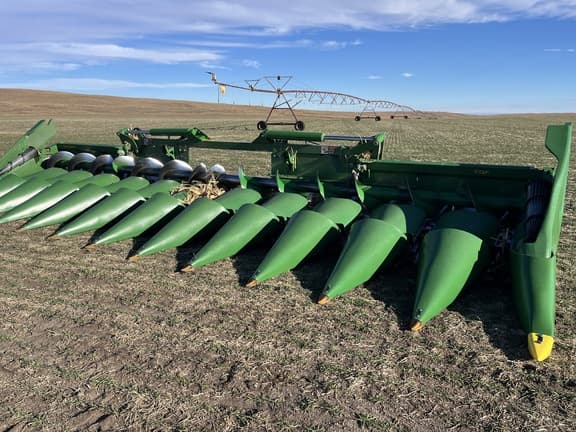 Image of John Deere C12F equipment image 1