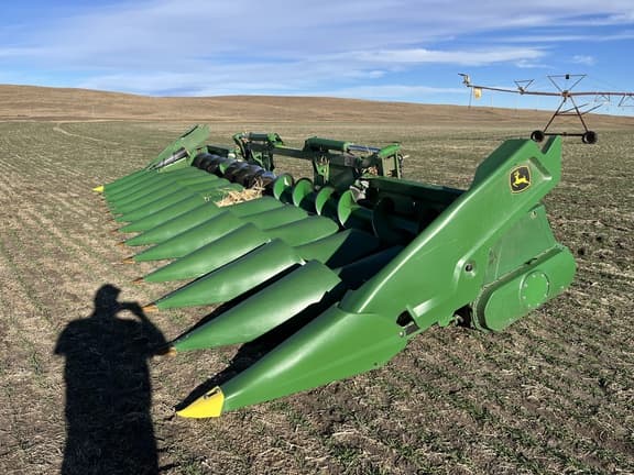 Image of John Deere C12F Primary image