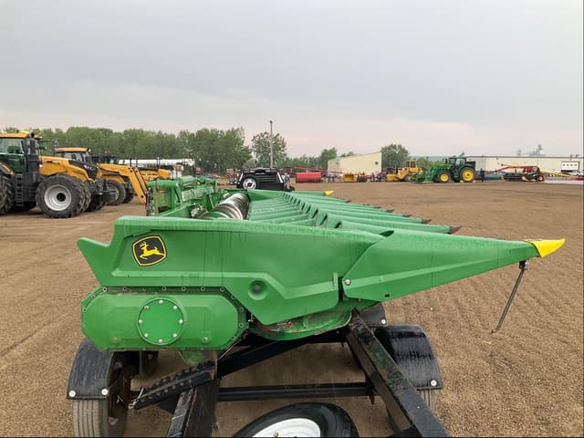 Image of John Deere C12F equipment image 2