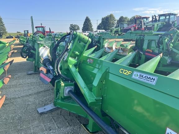 Image of John Deere C12F equipment image 2