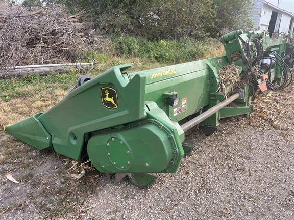 Image of John Deere C12F equipment image 1