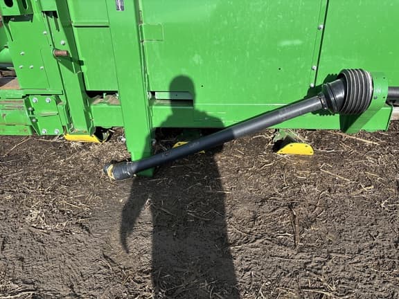 Image of John Deere C12R equipment image 4