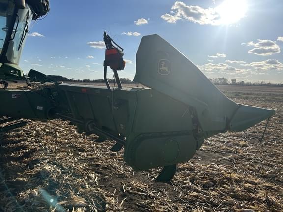 Image of John Deere C12R equipment image 4