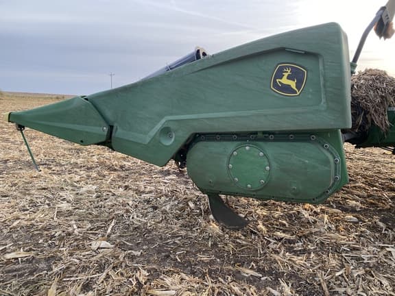 Image of John Deere C12R equipment image 1