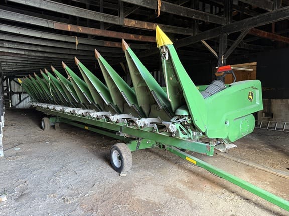 2022 John Deere C12R Equipment Image0